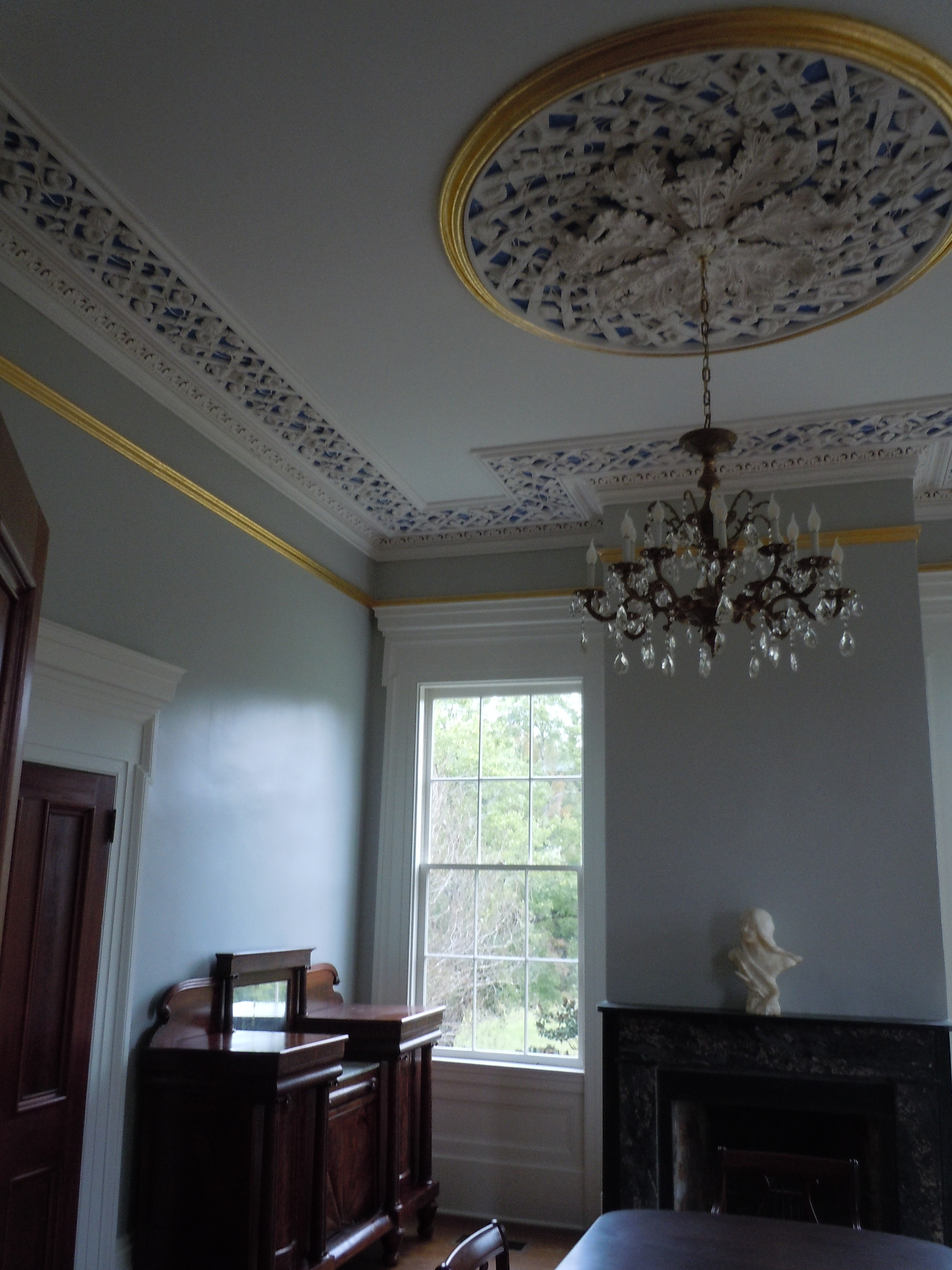Glen Mary’s front room finished October 2018.